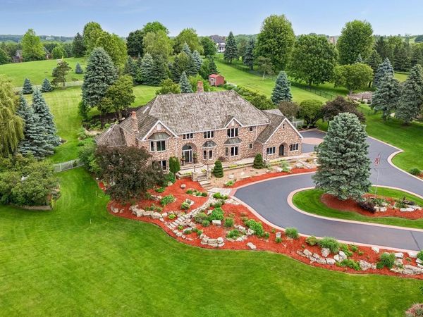 75 Apple Orchard Road, White Bear Lake, MN 55110