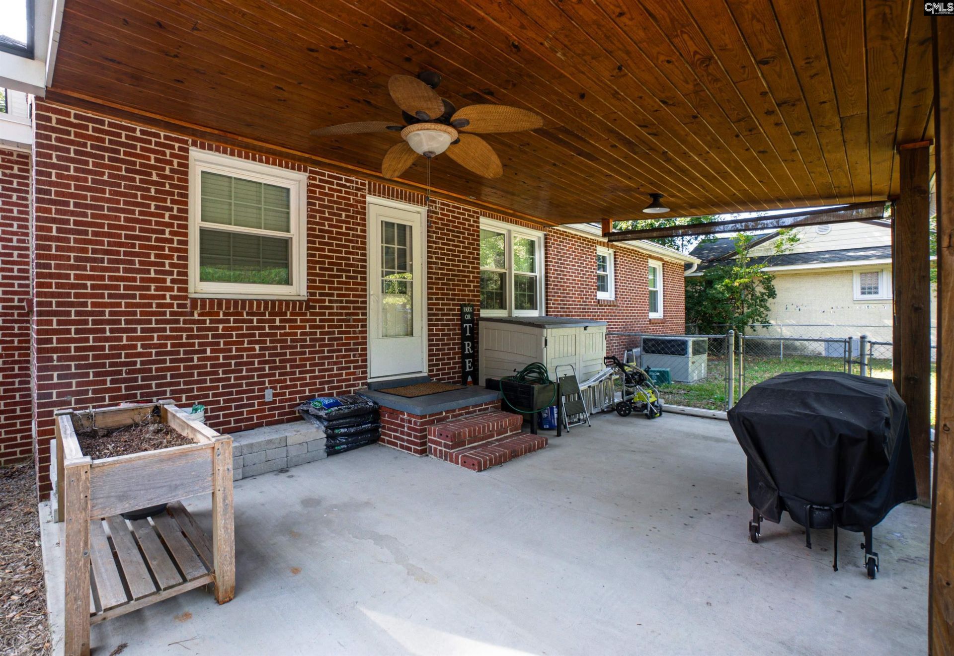 541 W Calhoun Street  Photo 21
