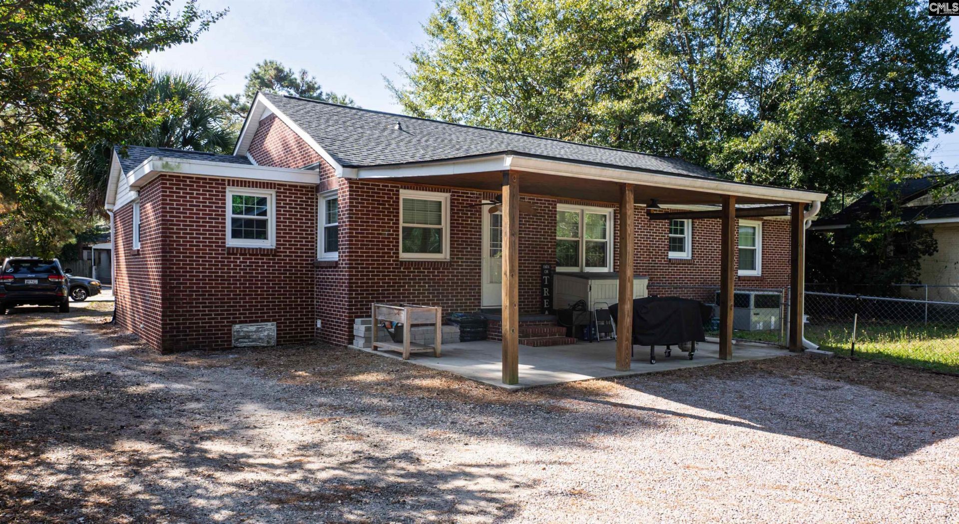 541 W Calhoun Street  Photo 24