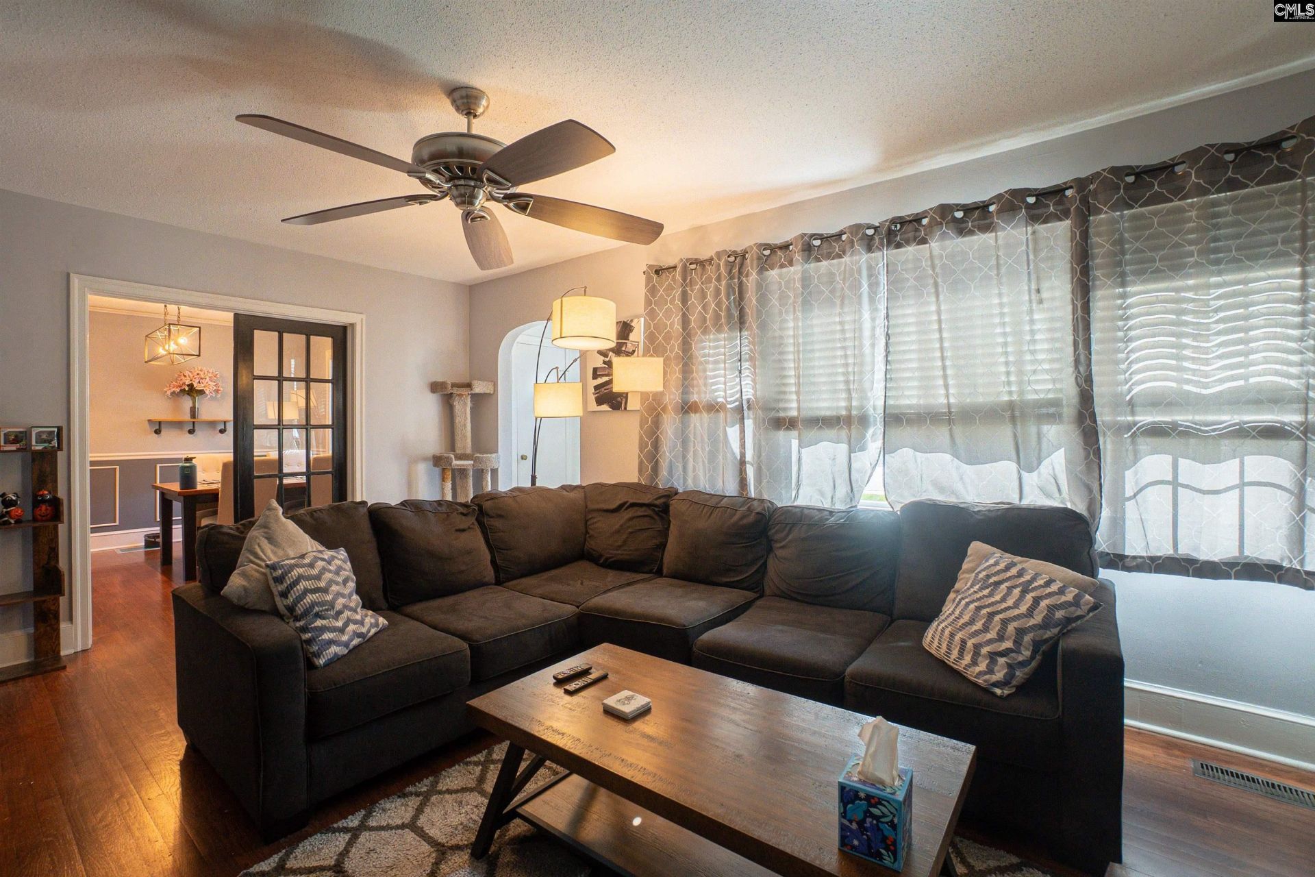 541 W Calhoun Street  Photo 5