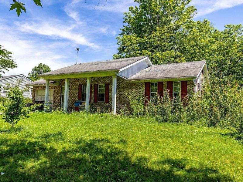 7505 Brock Drive, Blanchester, OH 45107 Photo 2