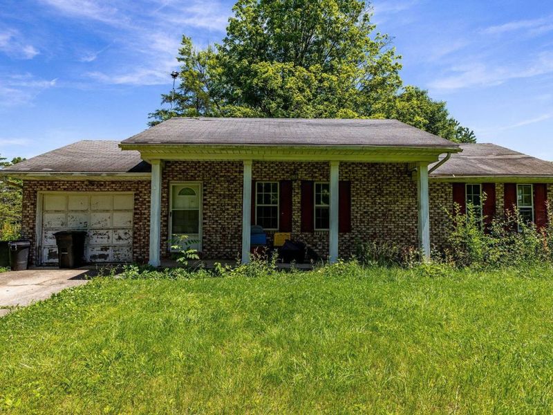 7505 Brock Drive, Blanchester, OH 45107 Photo 3