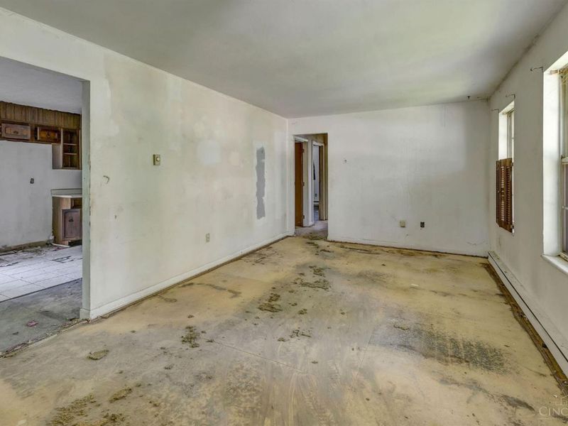 7505 Brock Drive, Blanchester, OH 45107 Photo 4