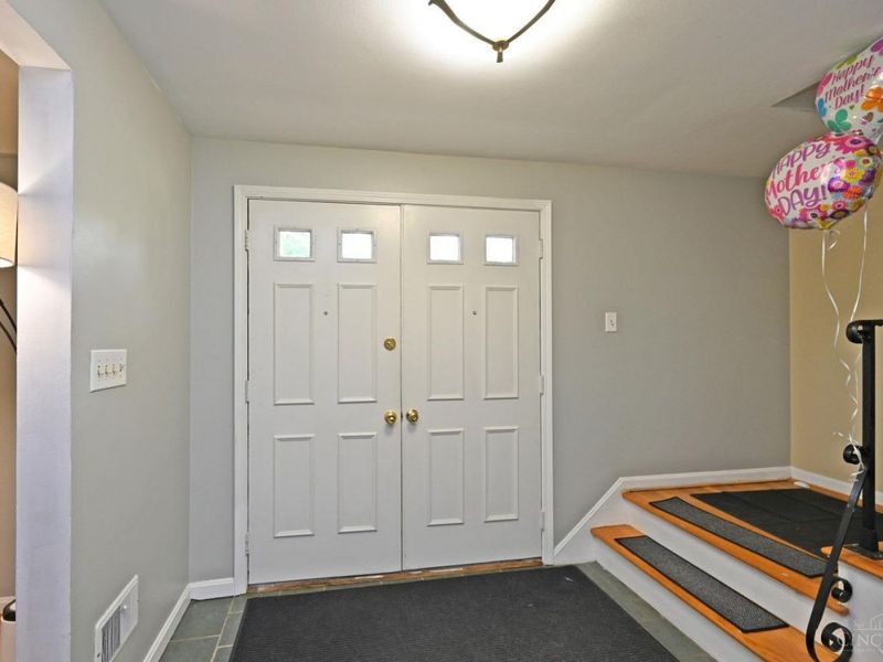 7777 Kugler Mill Road, Madeira, OH 45243 Photo 5