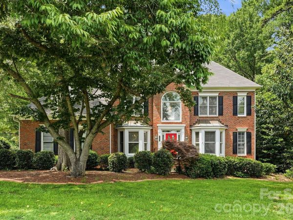 21311 Crown Lake Drive , Cornelius, NC 28031