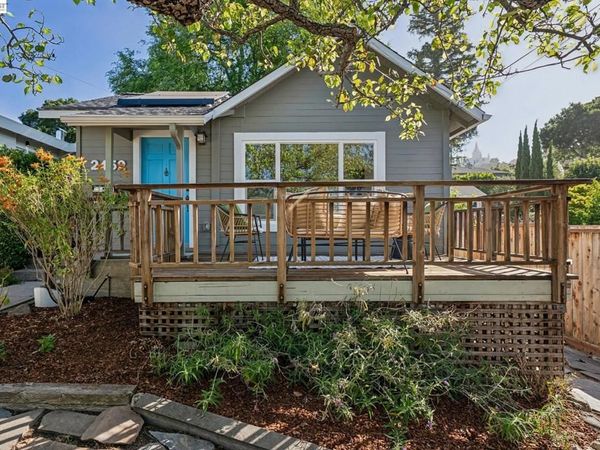 2452 Potomac St, Oakland, CA 94602