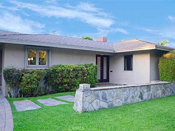 3655 Yorkshire Road, Pasadena, CA 91107