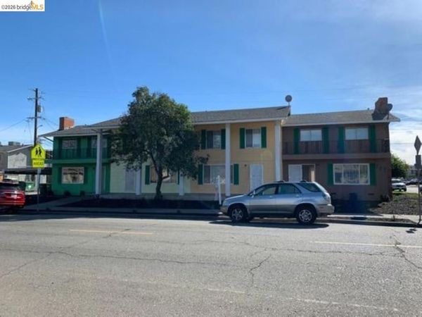742 Ponce De Leon Ave, Stockton, CA 95210