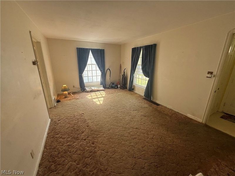 12000 Wayland Avenue , Cleveland, OH 44111 Photo 12