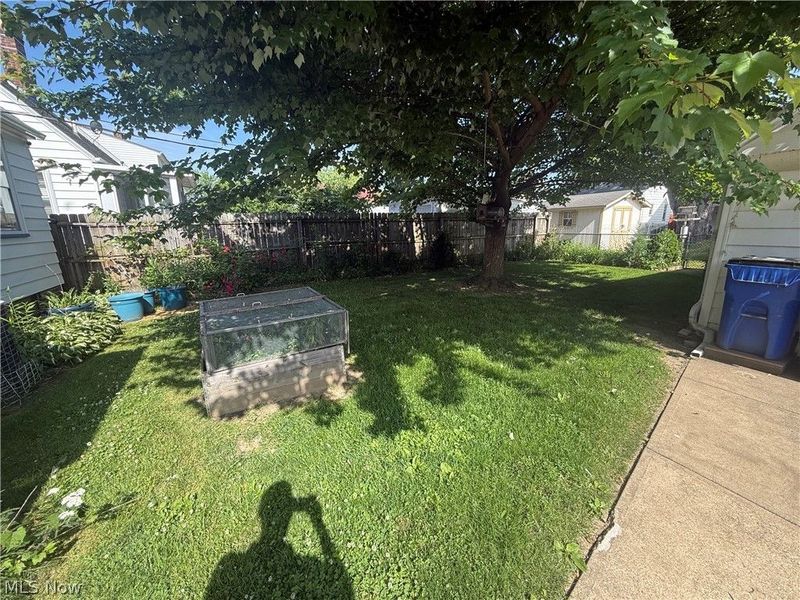 12000 Wayland Avenue , Cleveland, OH 44111 Photo 4
