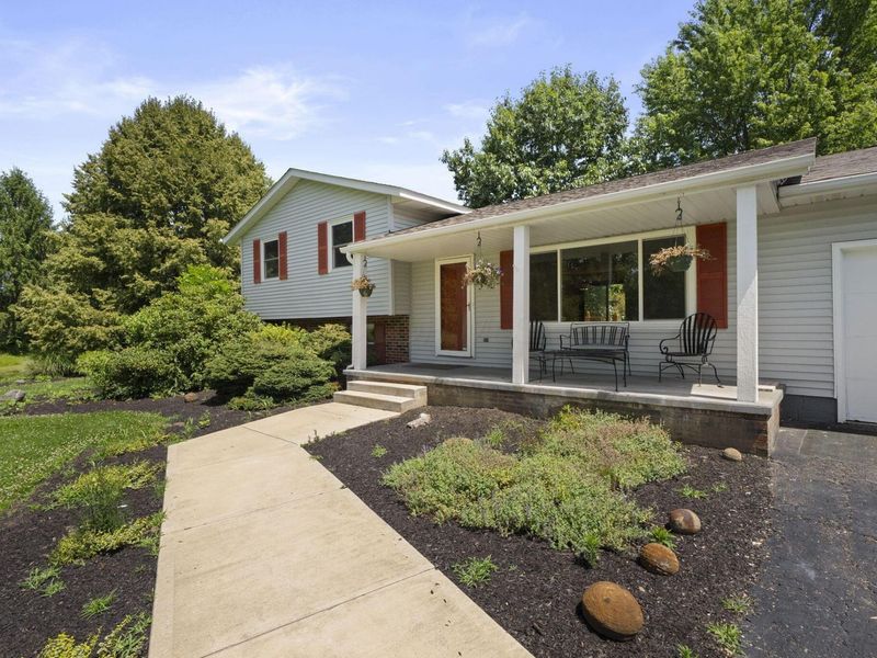 7908 Windy Hollow Road NW, Johnstown, OH 43031 Photo 3