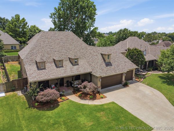 322 E 123rd Court, Jenks, OK 74037