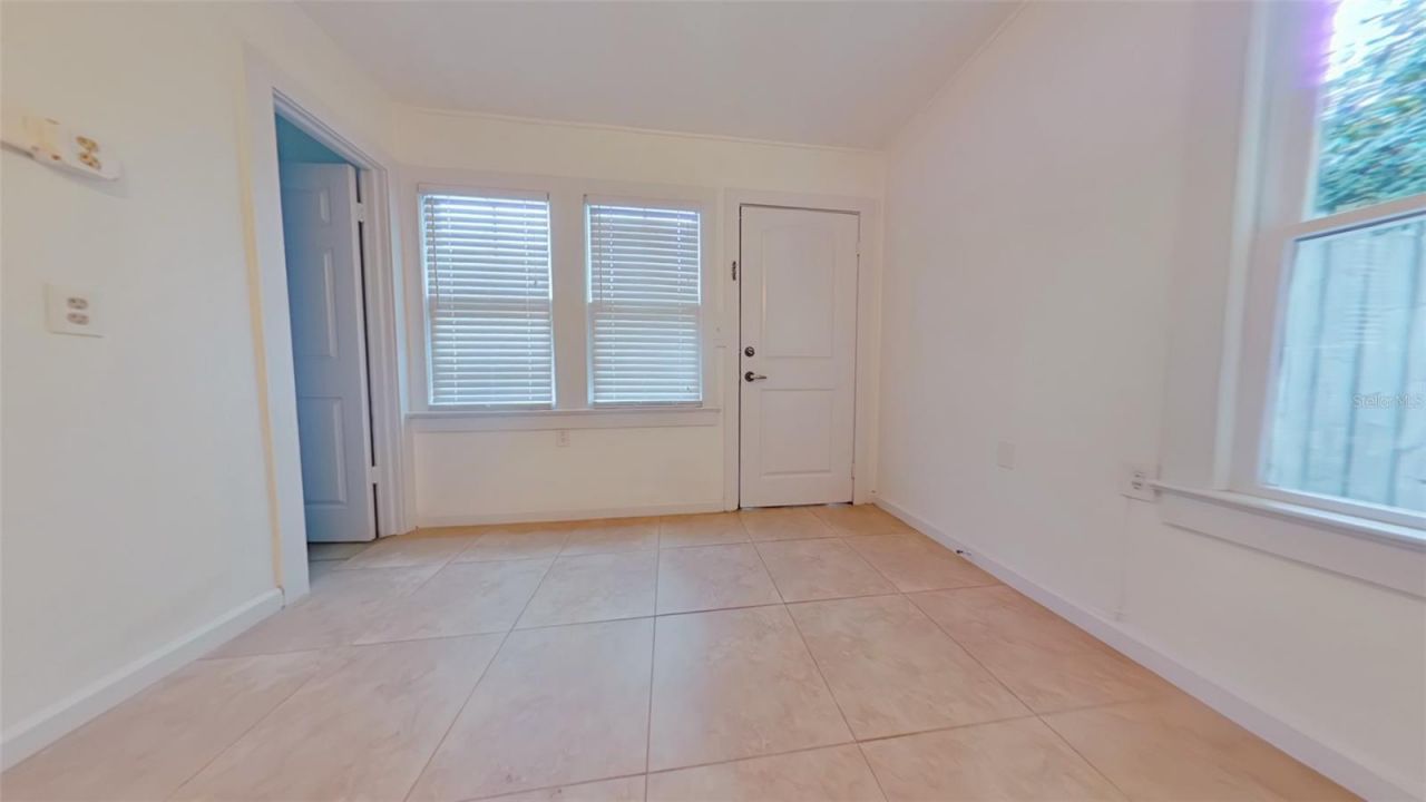 327 NW 15th Terrace, Gainesville, FL 32603 Photo