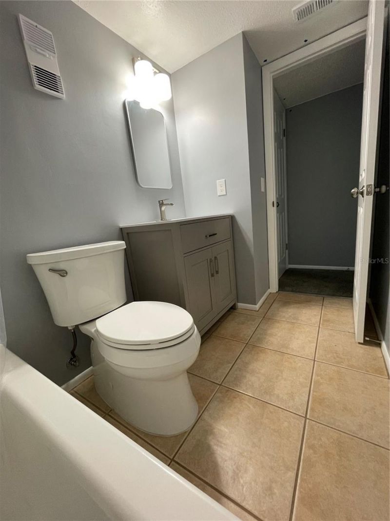 7640 92nd Street, Unit 101E, Seminole, FL 33777 Photo