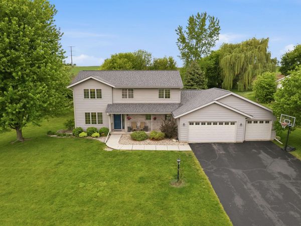 8600 Ellington Way, Middleton, WI 53562