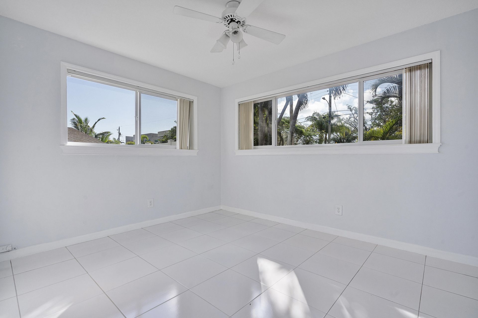 2475 NE 214th Street, Aventura, FL 33180 Photo