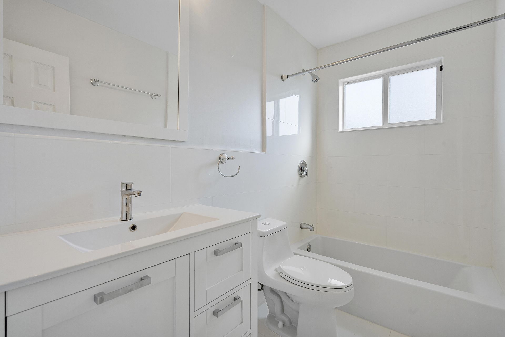 2475 NE 214th Street, Aventura, FL 33180 Photo