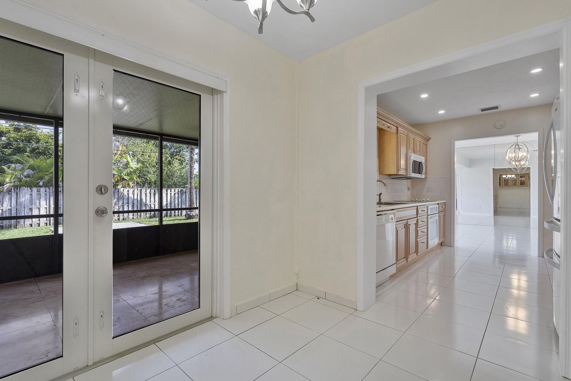 2475 NE 214th Street, Aventura, FL 33180 Photo