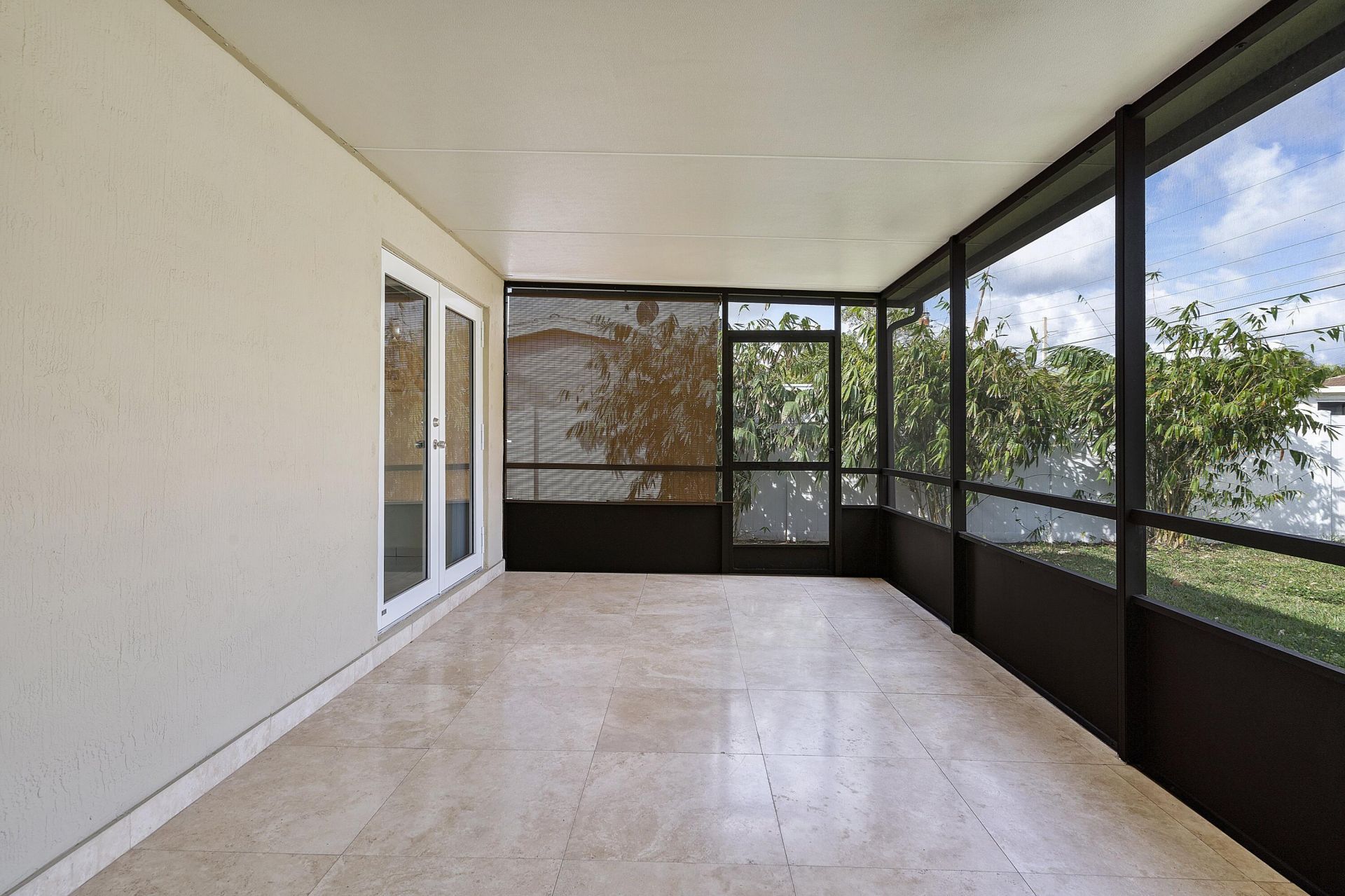2475 NE 214th Street, Aventura, FL 33180 Photo
