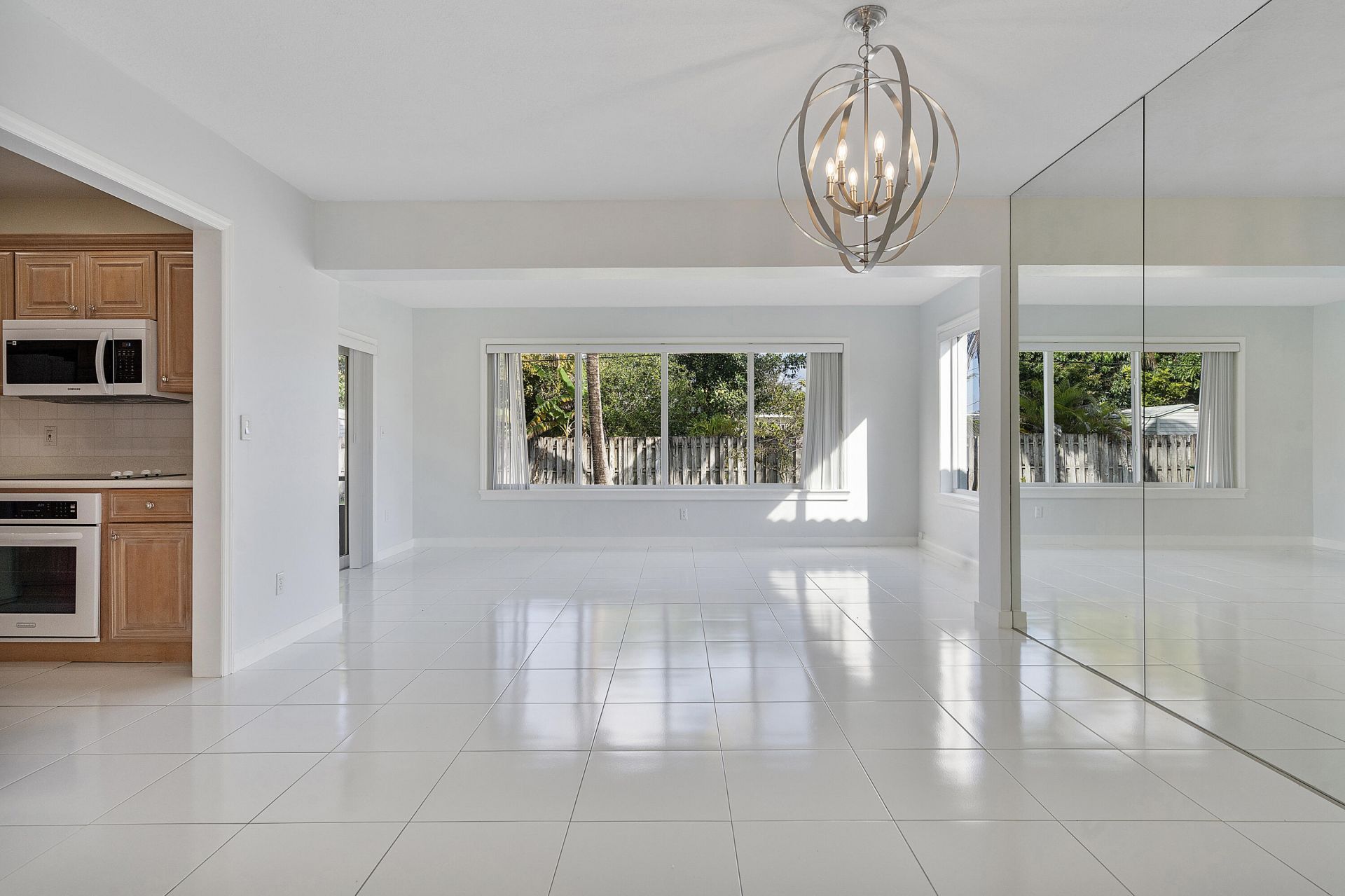 2475 NE 214th Street, Aventura, FL 33180 Photo