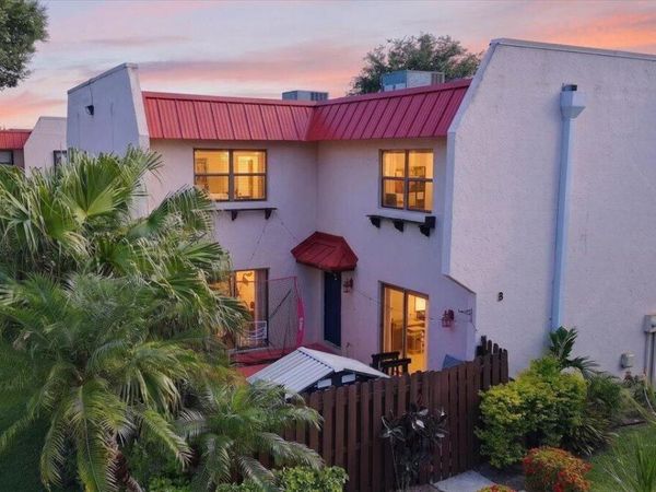 6351 Seven Springs Boulevard, Unit B, Greenacres, FL 33463