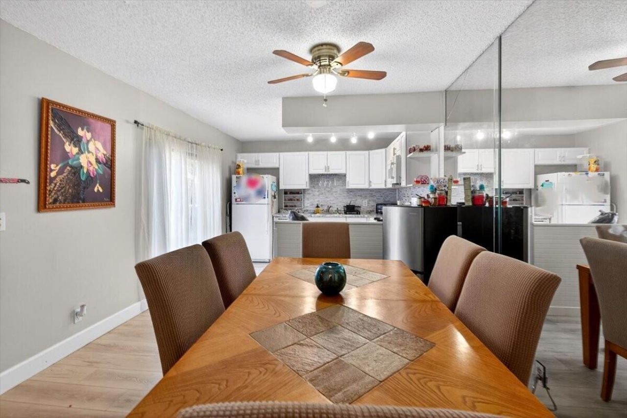 6351 Seven Springs Boulevard, Unit B, Greenacres, FL 33463 Photo