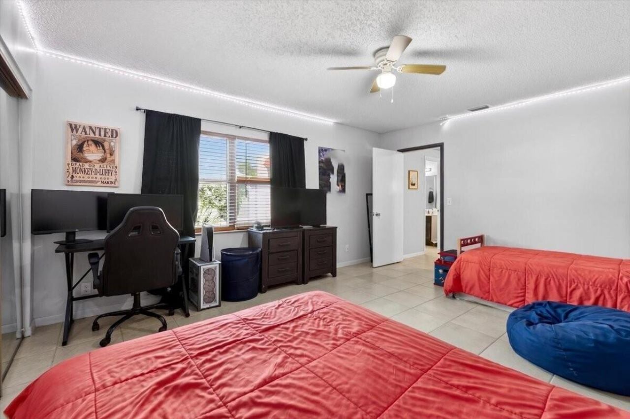 6351 Seven Springs Boulevard, Unit B, Greenacres, FL 33463 Photo