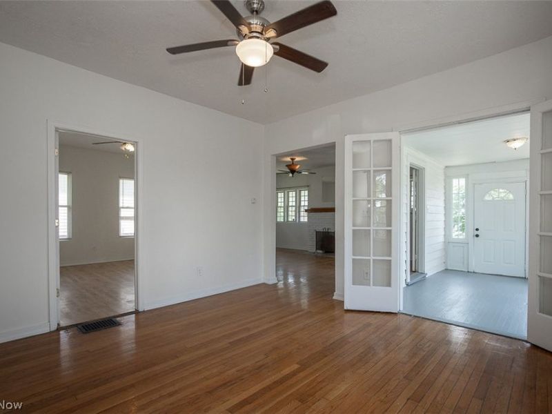 15009 Miles Avenue, Cleveland, OH 44128 Photo 5
