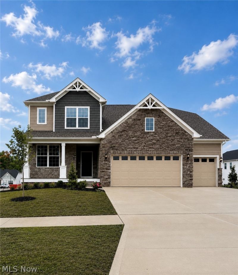 8010 Echo Hill Manor Drive, Mentor, OH 44060