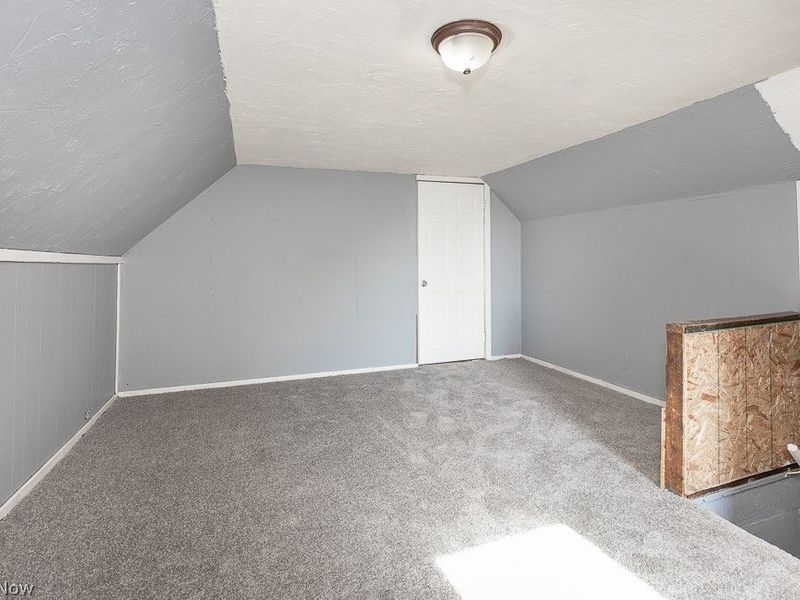 5604 Linton Avenue, Cleveland, OH 44105 Photo 12