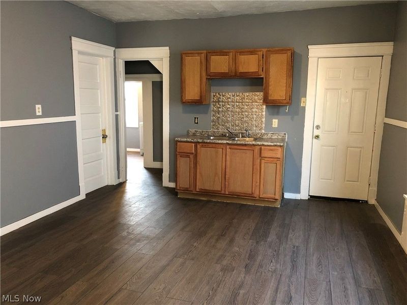 5604 Linton Avenue, Cleveland, OH 44105 Photo 15