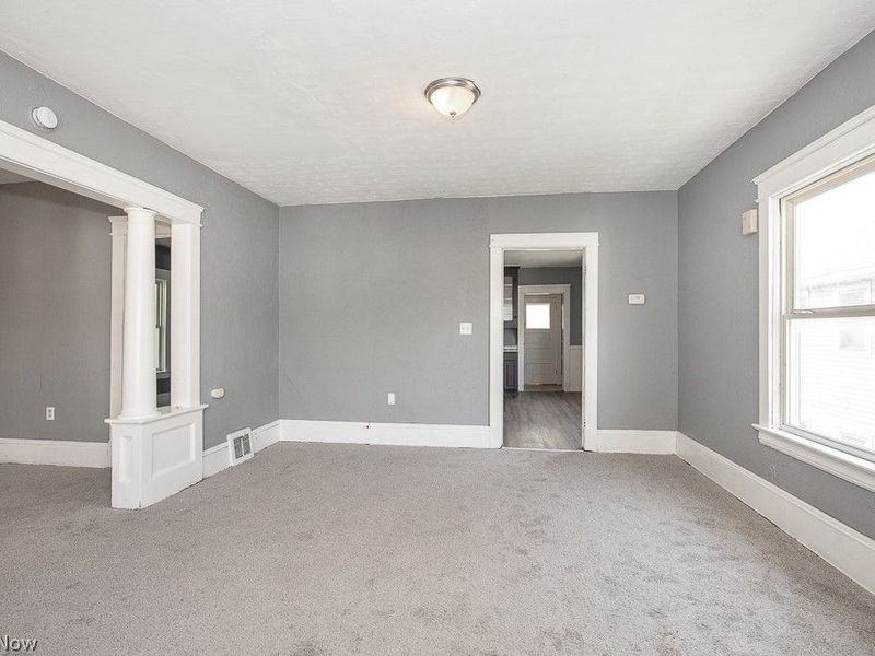 5604 Linton Avenue, Cleveland, OH 44105 Photo 3