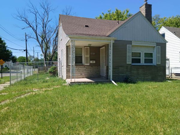 19012 Kingsville Street, Detroit, MI 48236