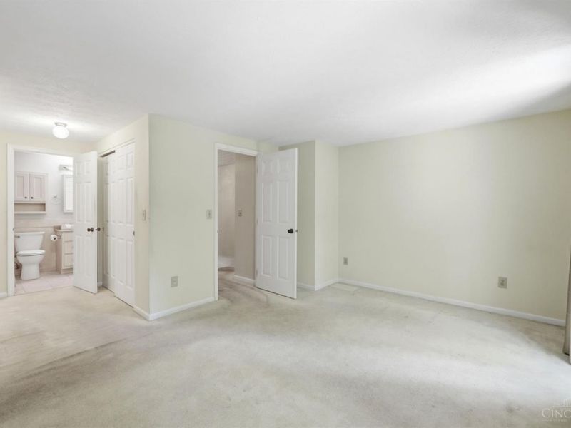 10845 Lake Thames Drive, Cincinnati, OH 45242 Photo 20