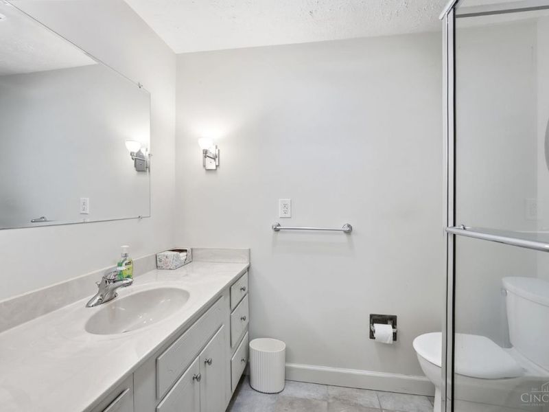 10845 Lake Thames Drive, Cincinnati, OH 45242 Photo 29