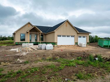 2812 E Kay St, Derby, KS 67037