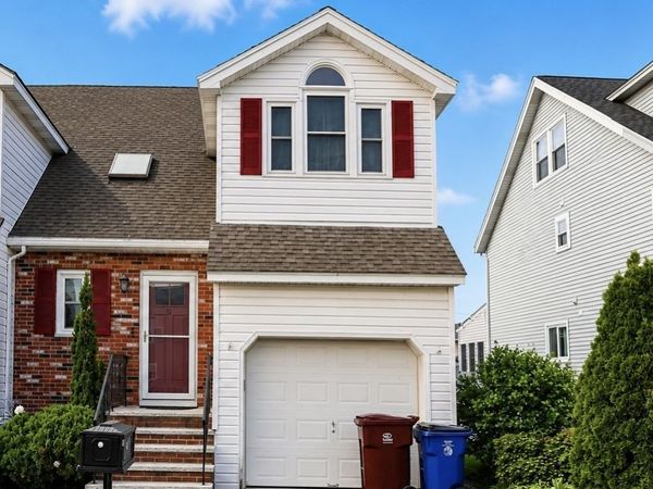 41 Burnett Rd, Unit 41, Revere, MA 02151