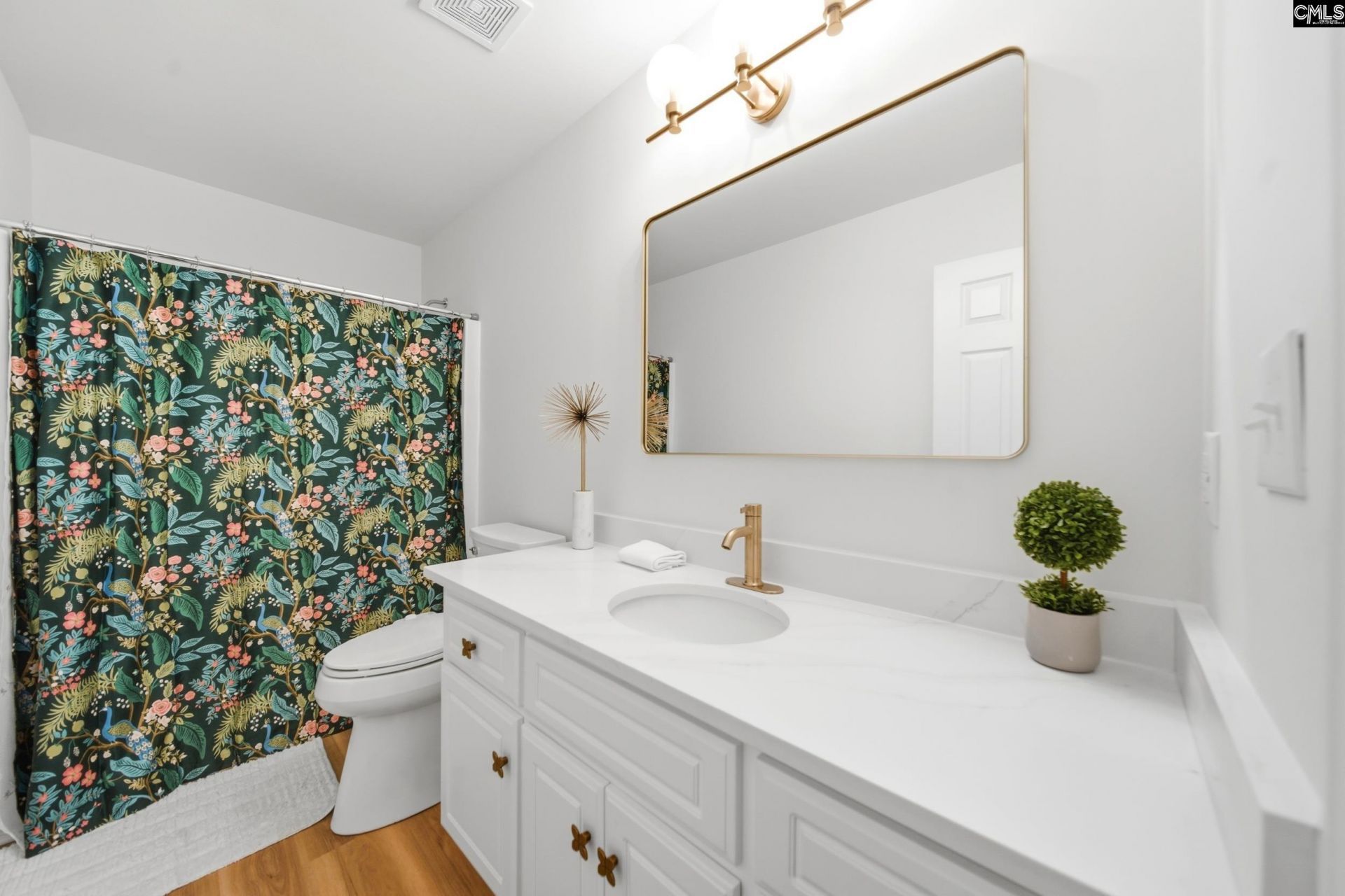 105 Waverly Drive  Photo 18