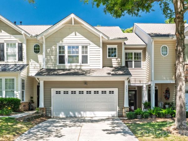 8543 Brookings Drive, Charlotte, NC 28269