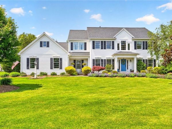 47 Scarborough Park , Rochester, NY 14625