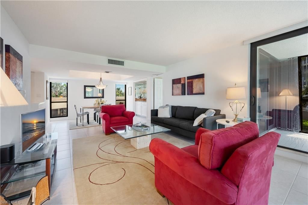 4551 Gulf Shore Blvd N, Unit 306, Naples, FL 34103 Photo