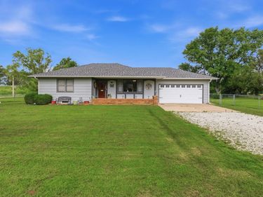 7119 S Ida Ave, Haysville, KS 67060