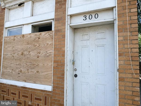 300 PULASKI STREET , BALTIMORE, MD 21223