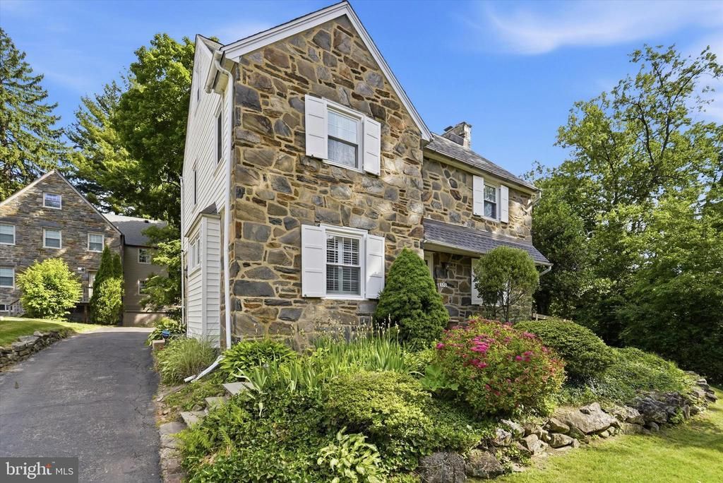 570 Strathmore Road, Havertown, PA 19083 Main Photo