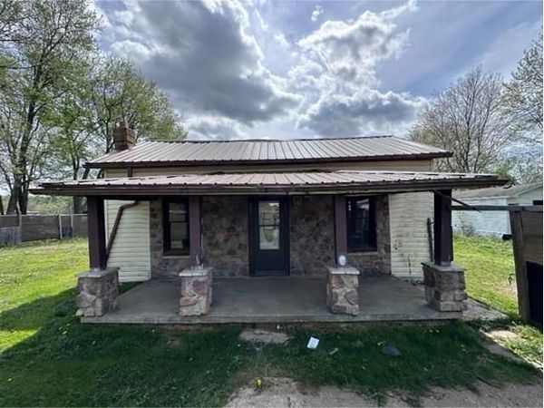 64922 Commercial St, Hamden, OH 45634