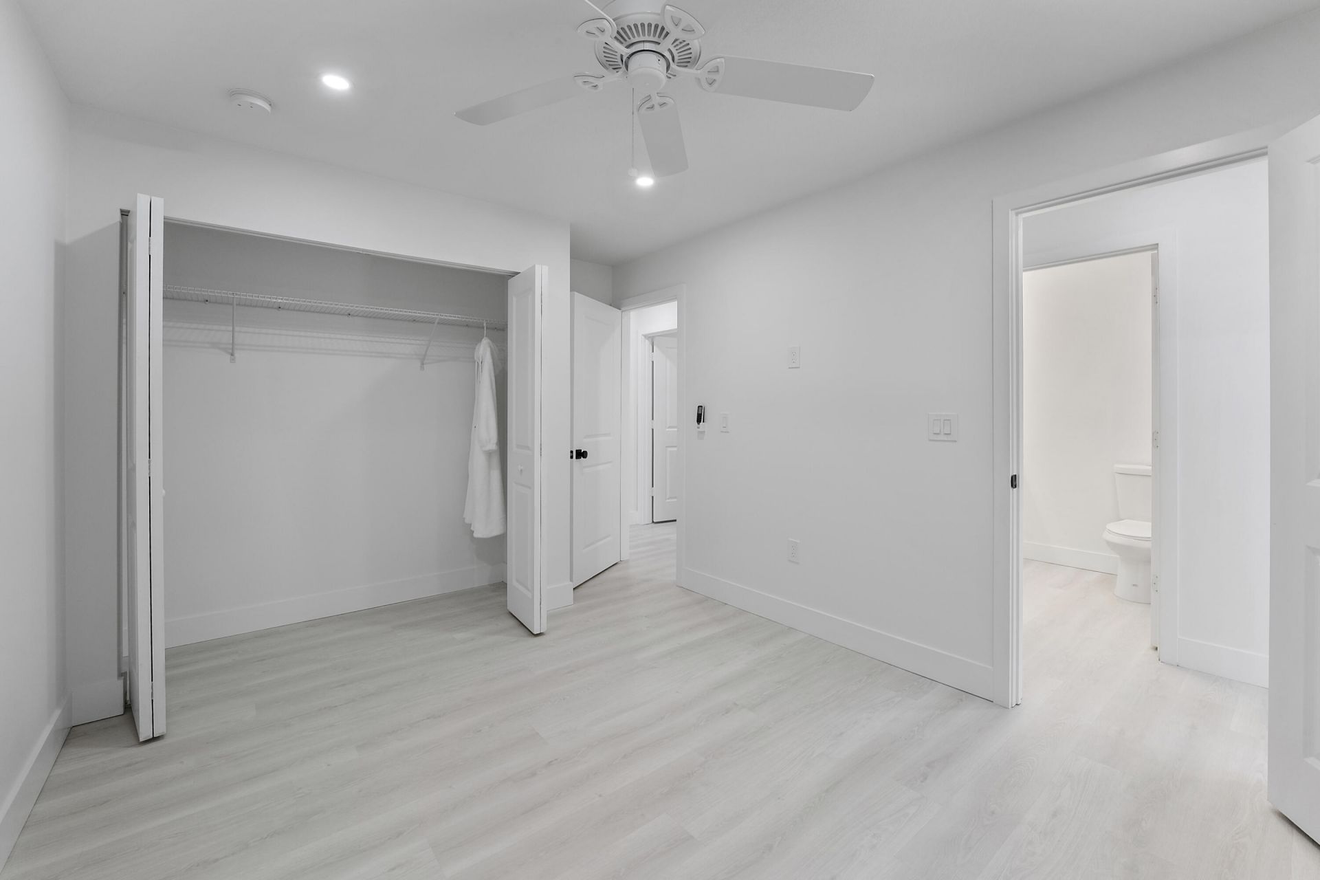 1279 Beach Road, Unit 3, West Palm Beach, FL 33404 Photo