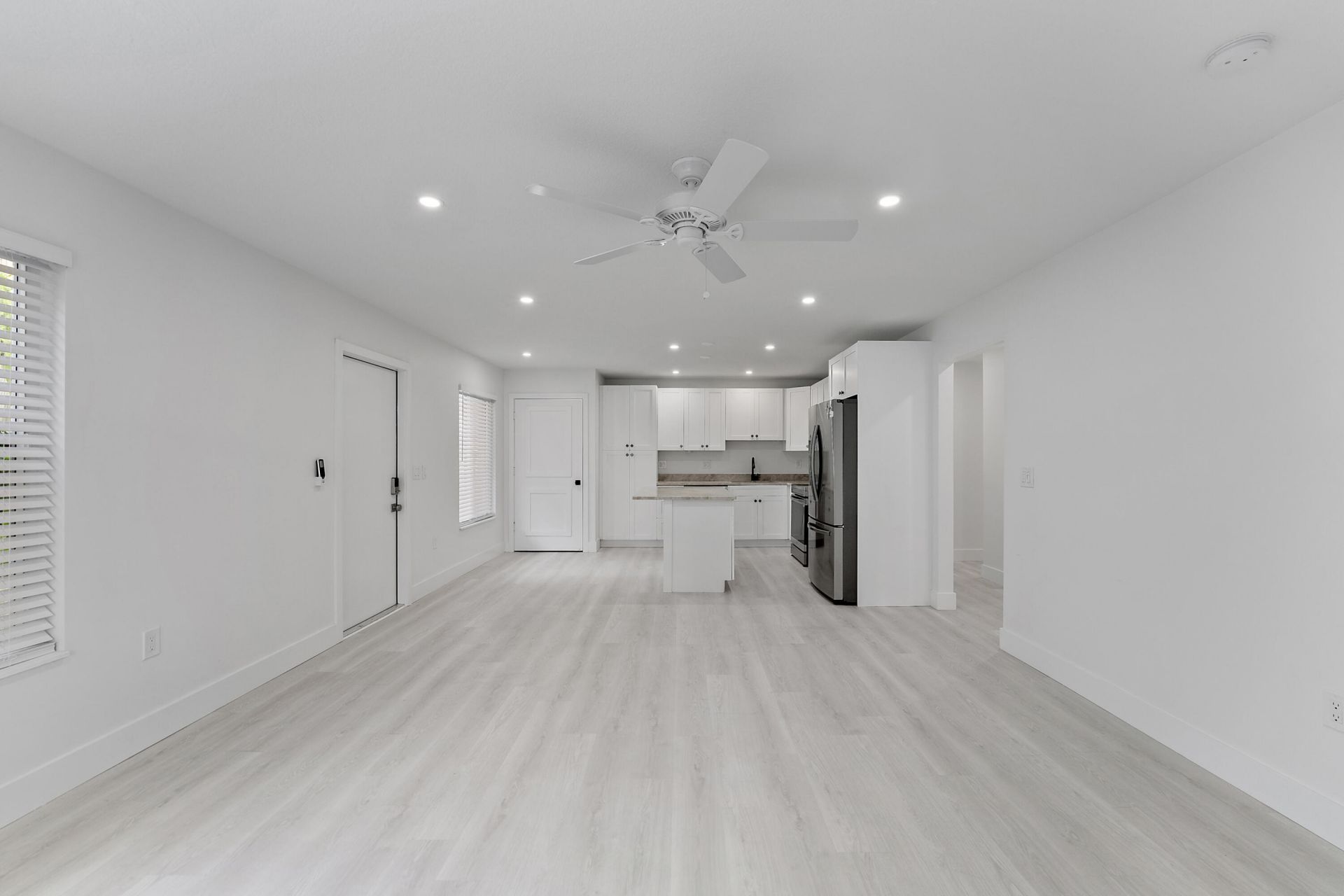 1279 Beach Road, Unit 3, West Palm Beach, FL 33404 Photo