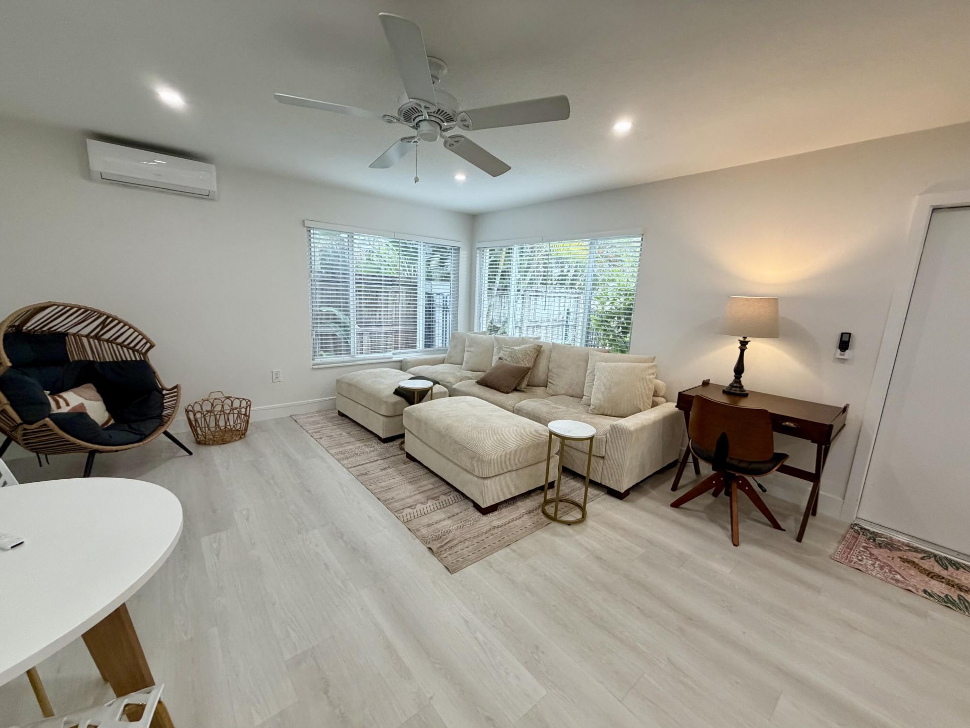 1279 Beach Road, Unit 3, West Palm Beach, FL 33404 Photo