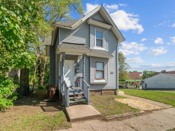 928 8th Avenue, ROCKFORD, IL 61104