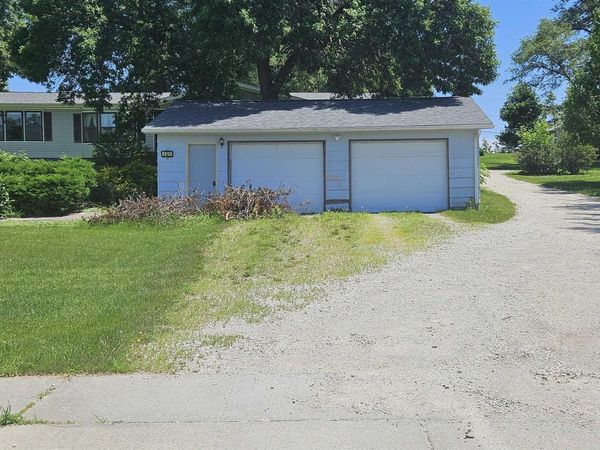 105 S Clarke Street, Osceola, IA 50213